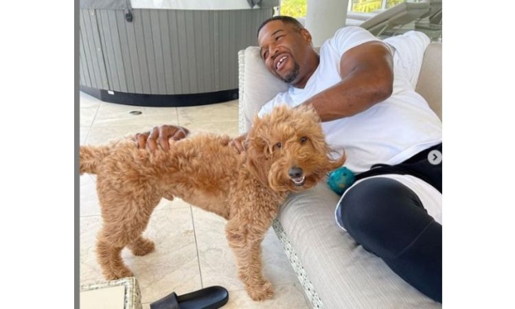 Michael Strahan Net worth 2021, Salary, Lifestyle, Age, Family, Wiki, Biography & More