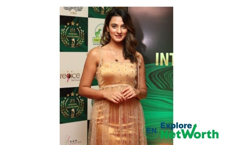 Ayesha Kapoor Wiki, Biography