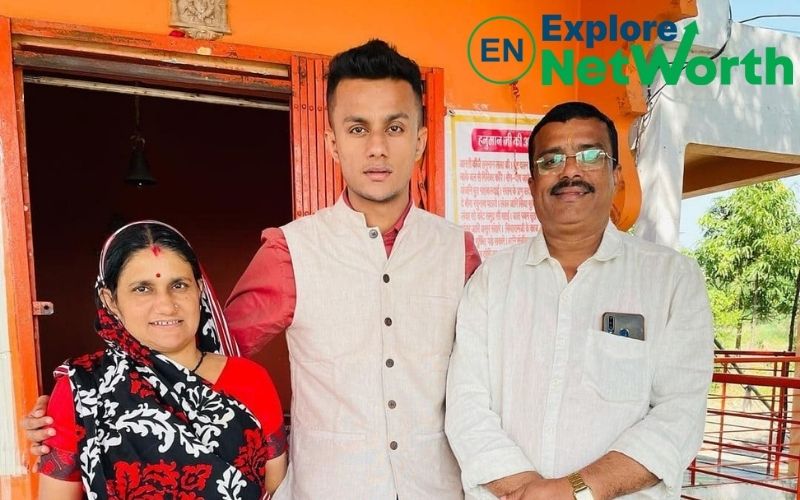 Prafull Billore Net Worth, Wiki, Biography, Age, Wife, Parents, Photos and More 3 Prafull Billore