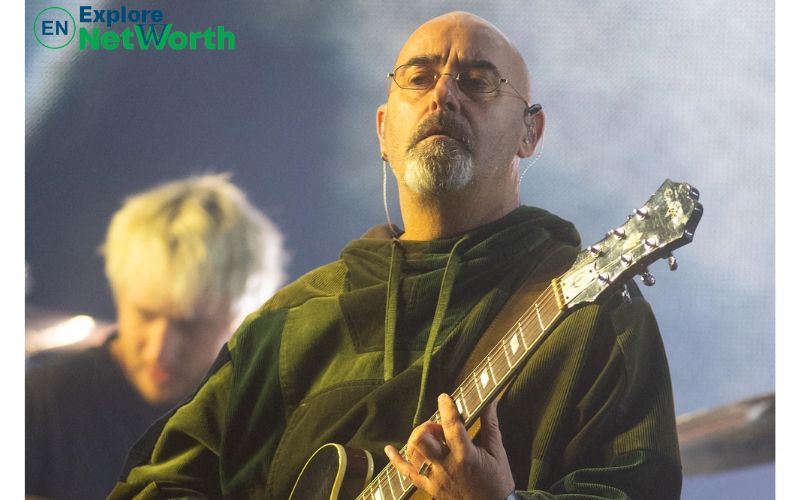 Bonehead Oasis Net Worth, Wiki, Biography, Age, Wife, Parents, Disease & More