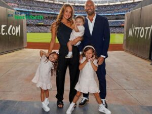 Derek Jeter Net Worth, Wife, Parents, Best Friend, Age, Wiki, Height, Ethnicity & More 1 Derek Jeter's Wife, Children