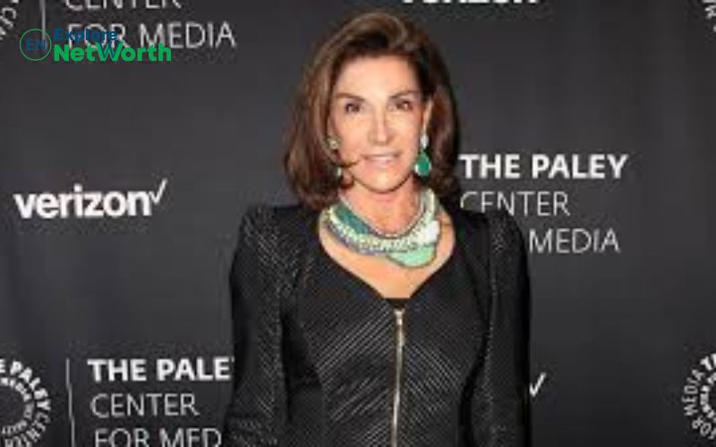 Hilary Farr Net Worth, Age, Wiki, Husband, Children, Height, Weight