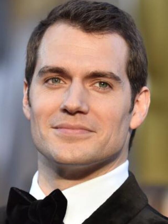 Henry Cavill Net Worth, Salary, Source  of Income, Age, Height, Family, Wife, Children
