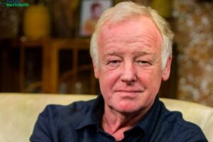 Les Dennis Net Worth 2023, Salary, Source Of Income, Car Collection