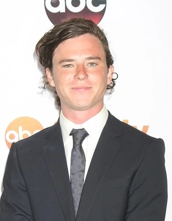 Who Is Charlie Mcdermott Wife? Full Biography 2024 2 Charlie McDermott