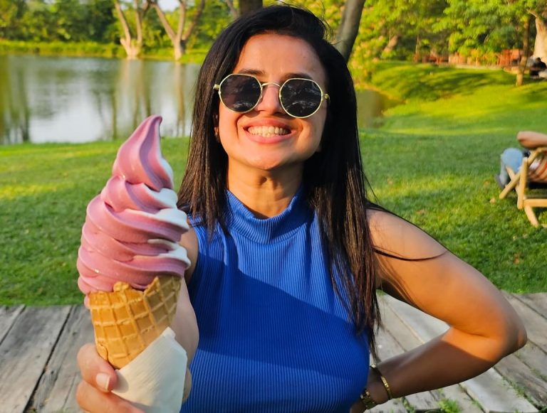 What Is Bhavini Purohit Height In Feet? Full Biography 2024