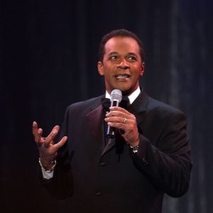 Who Is Clifton Davis Wife? Full Biography 2024 - Explore Net Worth