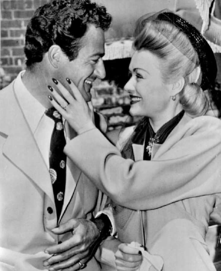 Gilbert Roland Net Worth: Uncovering the Actor Wealth 4 Gilbert Roland Net Worth: Uncovering the Actor Wealth