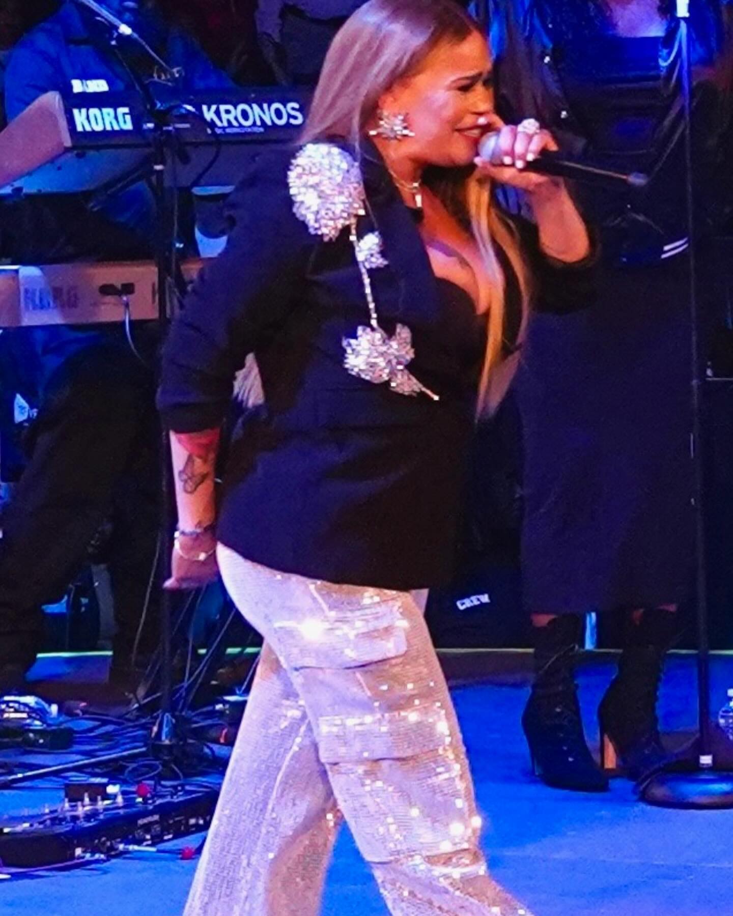 What is Faith Evans net worth? Her Earning Sources 2024