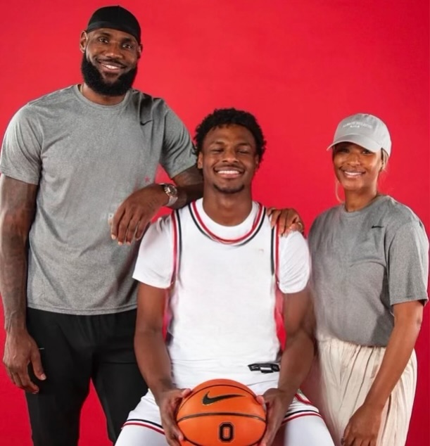 Floyd Mayweather Girlfriends: Full List & Details